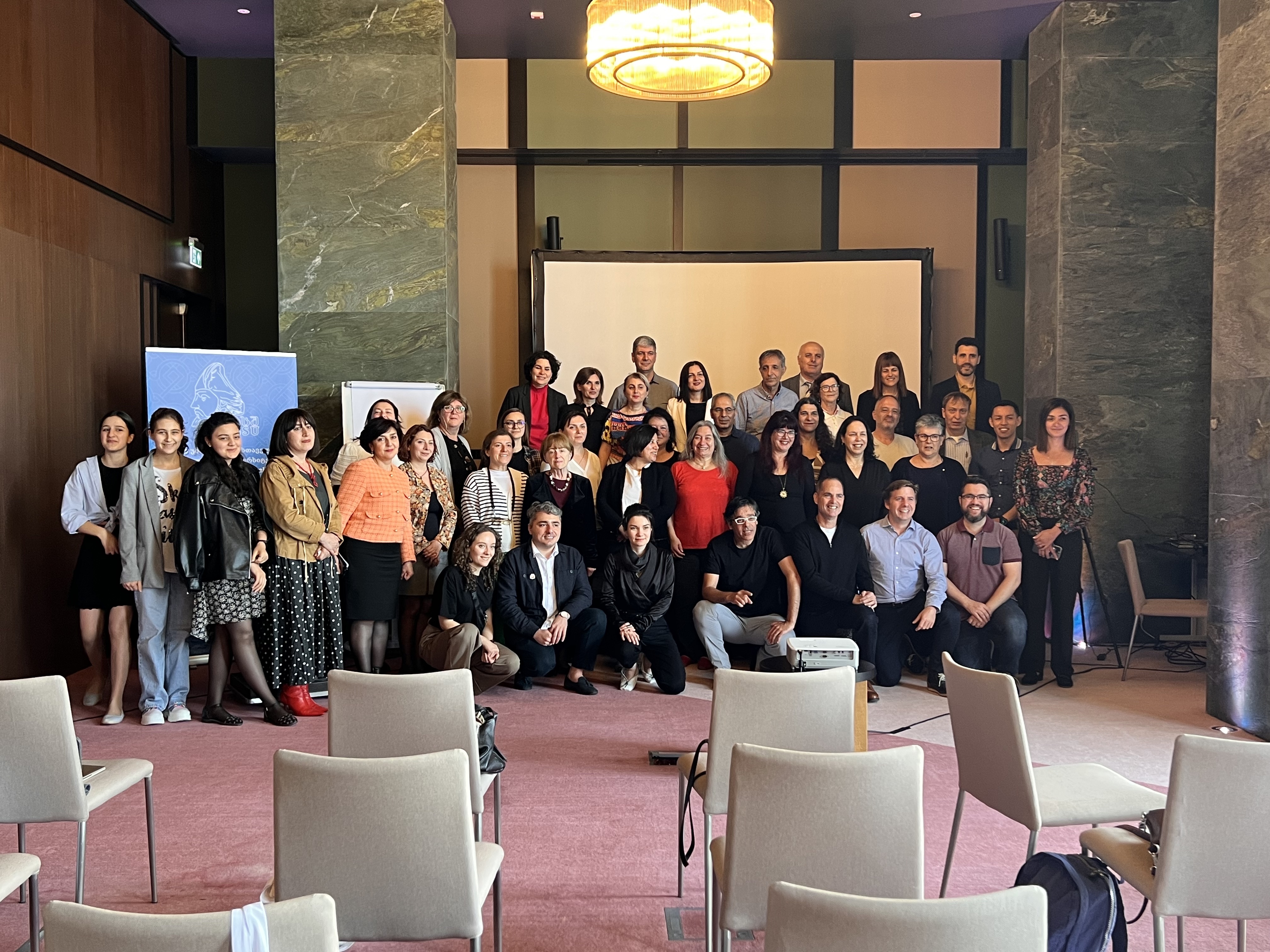 Equipa Love.Distance na Conferência Final