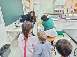 Estudantes de Ortóptica em rastreio visual infantil na Escola Básica da Barranha (Matosinhos)(FEV23)