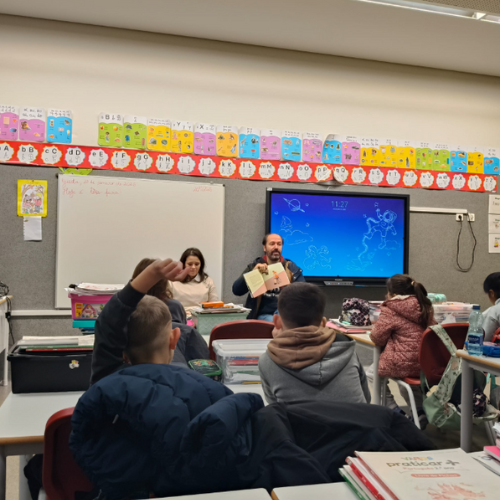 As Vitórias do Francisco em périplo pelas escolas do 1.º ciclo