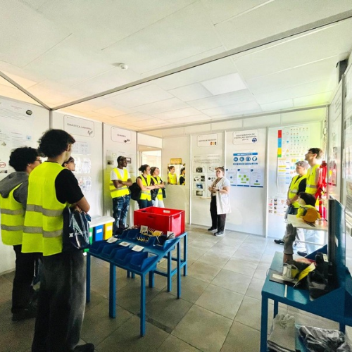 Da sala de aula para o contexto industrial: estudantes da Licenciatura em Saúde Ambiental investigam riscos profissionais 